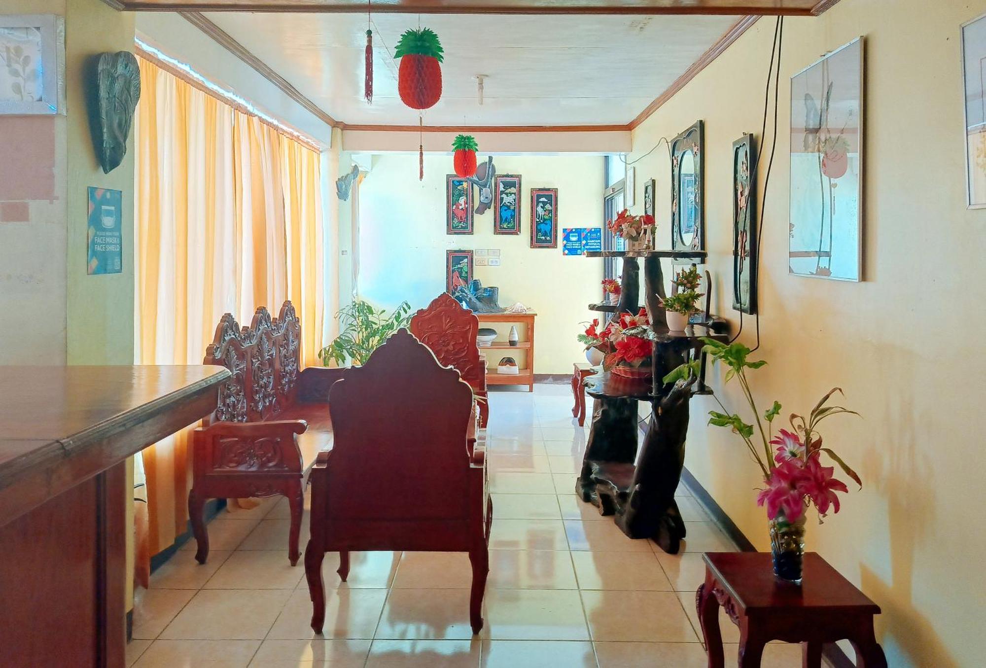 Reddoorz @ Grand Valley Hotel Junction Luna Cagayan Tagaytay City Екстер'єр фото